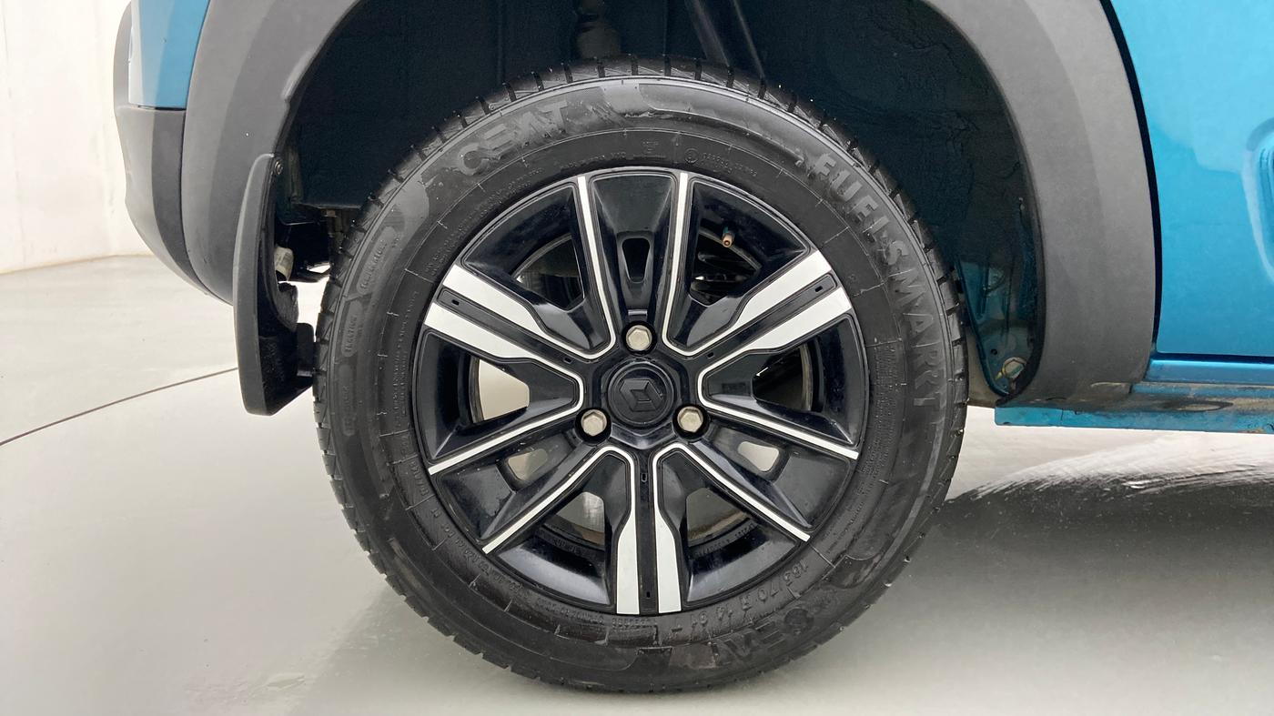 2022 Renault Kwid CLIMBER AMT 1.0, Petrol, Automatic, 9,526 km, Right Rear Wheel