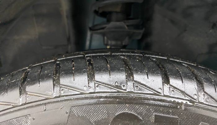 2022 Renault Kwid CLIMBER AMT 1.0, Petrol, Automatic, 9,526 km, Left Front Tyre Tread