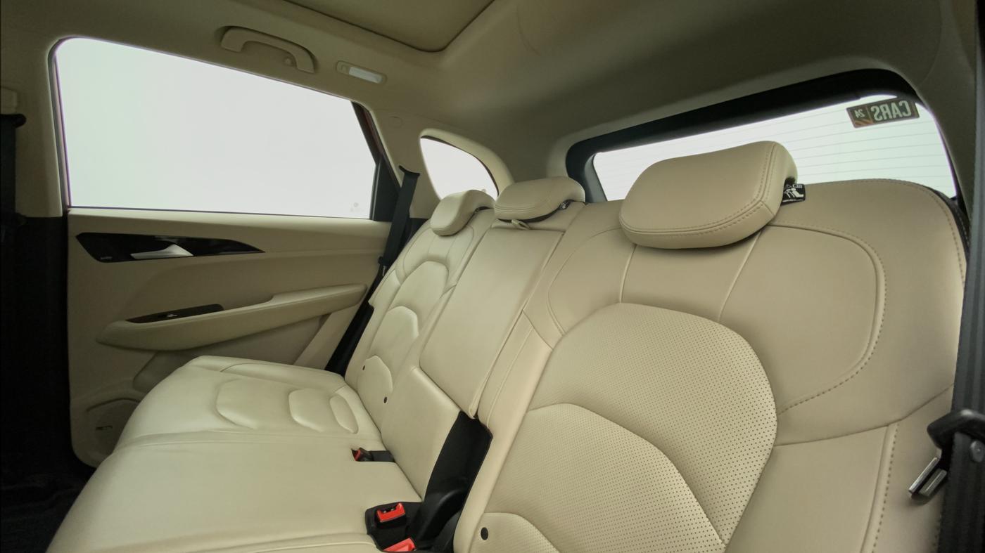 2021 MG HECTOR SHARP 1.5 DCT PETROL DUAL TONE, Petrol, Automatic, 47,850 km, Right Side Rear Door Cabin
