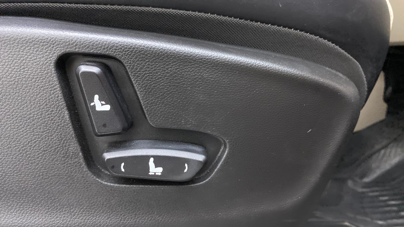 2021 MG HECTOR SHARP 1.5 DCT PETROL DUAL TONE, Petrol, Automatic, 47,850 km, Electrically Adjustable Driver's Seat