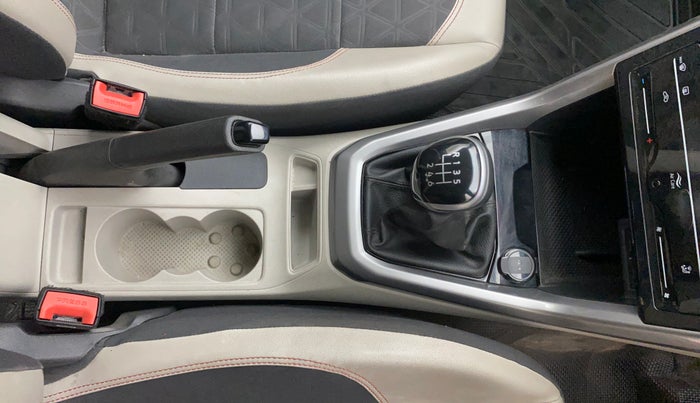 2021 Volkswagen TAIGUN  GT PLUS 1.5 TSI MT, Petrol, Manual, 69,553 km, Gear Lever