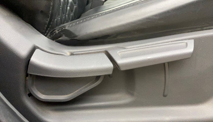 2023 Hyundai GRAND I10 NIOS SPORTZ 1.2 KAPPA VTVT, Petrol, Manual, 37,099 km, Driver Side Adjustment Panel