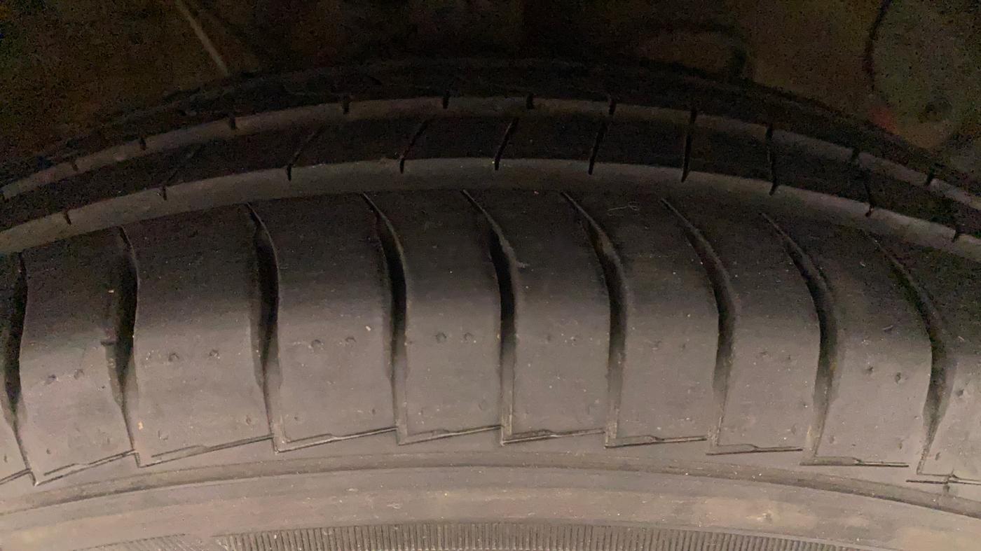 2018 Hyundai NEW SANTRO MAGNA CNG, CNG, Manual, 50,058 km, Right Front Tyre Tread