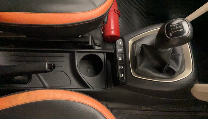 2018 Hyundai NEW SANTRO MAGNA CNG, CNG, Manual, 50,058 km, Gear Lever