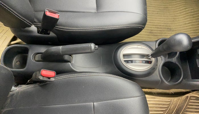 2016 Honda Brio VX AT, Petrol, Automatic, 60,365 km, Gear Lever