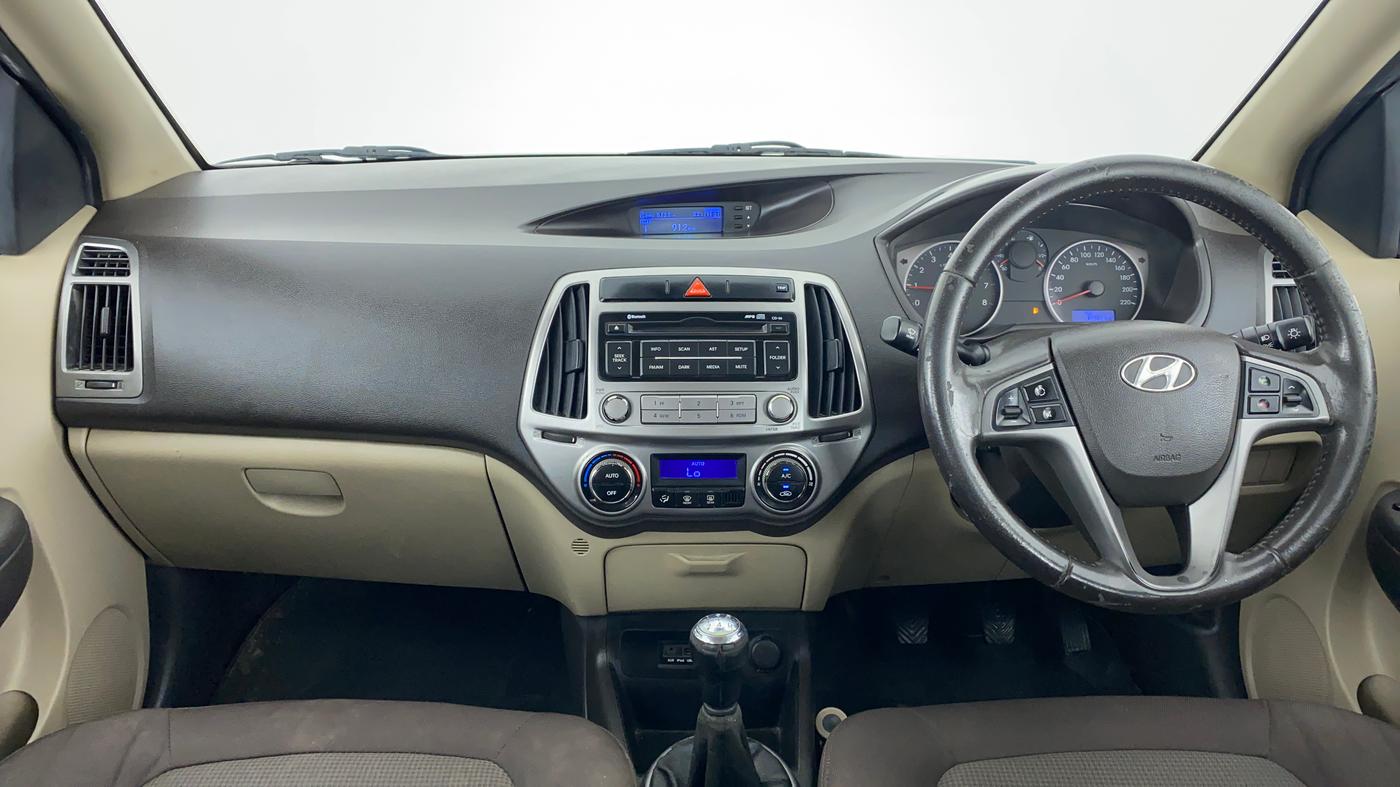 2014 Hyundai i20 SPORTZ 1.2 VTVT, Petrol, Manual, 85,048 km, Dashboard