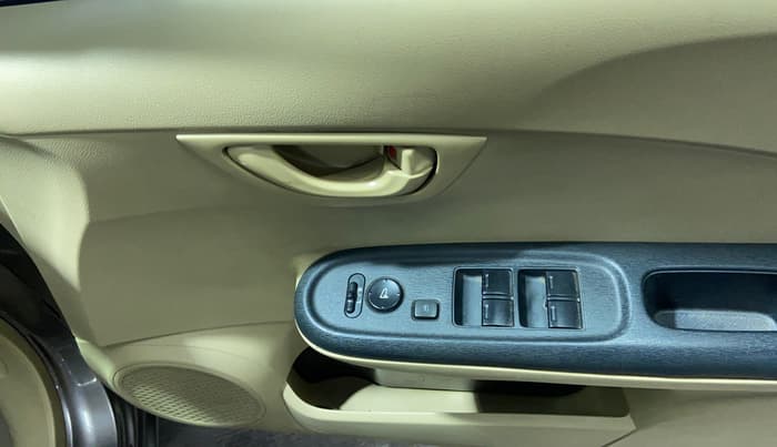 2015 Honda Brio S MT, Petrol, Manual, 55,193 km, Driver Side Door Panels Control