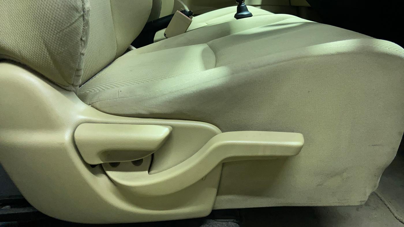 2015 Honda Brio S MT, Petrol, Manual, 55,193 km, Driver Side Adjustment Panel