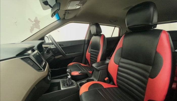 2017 Hyundai Creta E PLUS 1.6 PETROL, Petrol, Manual, 60,658 km, Right Side Front Door Cabin
