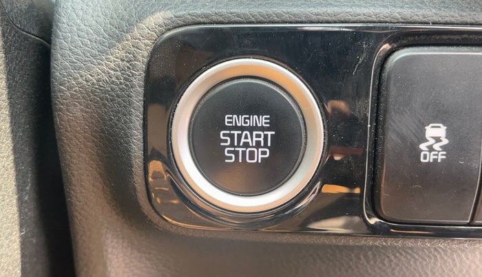 2024 KIA SONET 	 HTX 1.0 TURBO DCT, Petrol, Automatic, 26,836 km, Keyless Start/ Stop Button