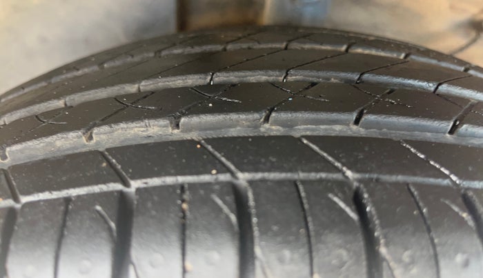 2024 KIA SONET 	 HTX 1.0 TURBO DCT, Petrol, Automatic, 26,836 km, Left Front Tyre Tread