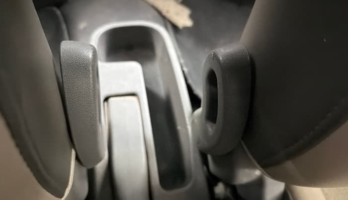 2015 Hyundai i10 MAGNA 1.1, Petrol, Manual, 78,856 km, Driver Side Adjustment Panel