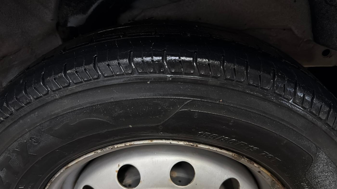2015 Hyundai i10 MAGNA 1.1, Petrol, Manual, 78,856 km, Left Rear Tyre Tread