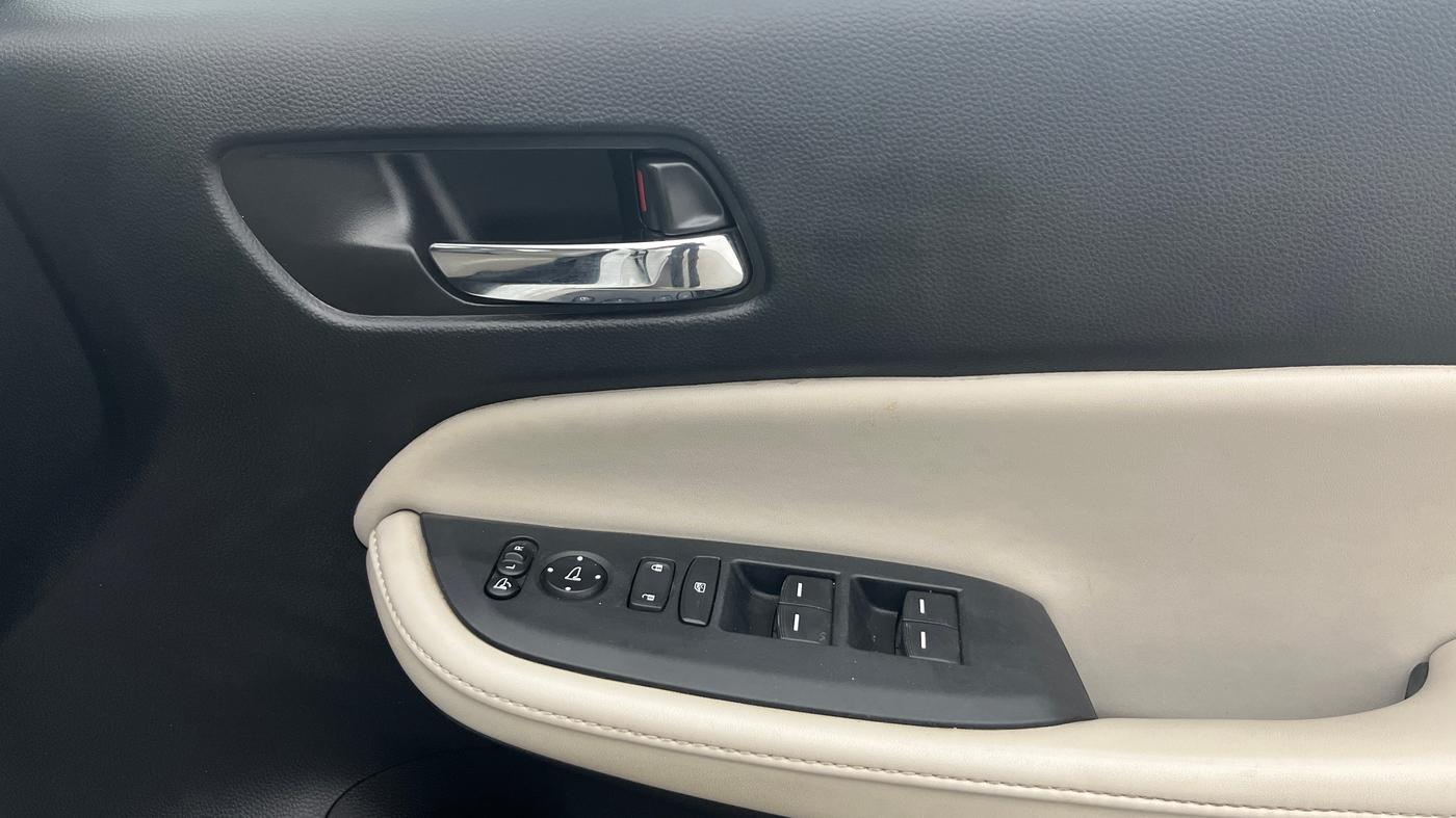 2024 Honda City EHEV ZX, Hybrid, Automatic, 49,648 km, Driver Side Door Panels Control