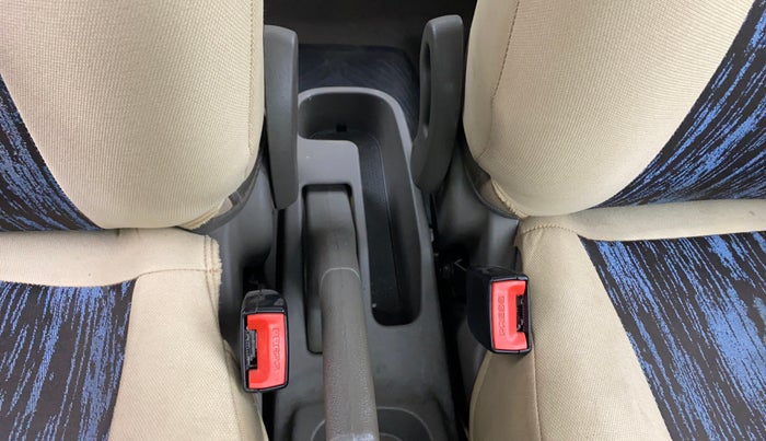 2014 Hyundai i10 SPORTZ 1.1, Petrol, Manual, 19,140 km, Driver Side Adjustment Panel