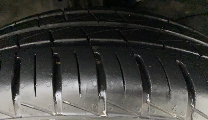 2013 Honda Amaze 1.2L I-VTEC VX, Petrol, Manual, 52,189 km, Right Front Tyre Tread