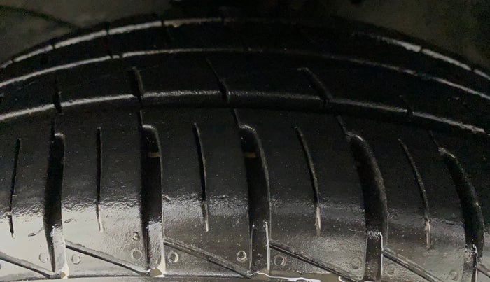 2013 Honda Amaze 1.2L I-VTEC VX, Petrol, Manual, 52,189 km, Left Front Tyre Tread