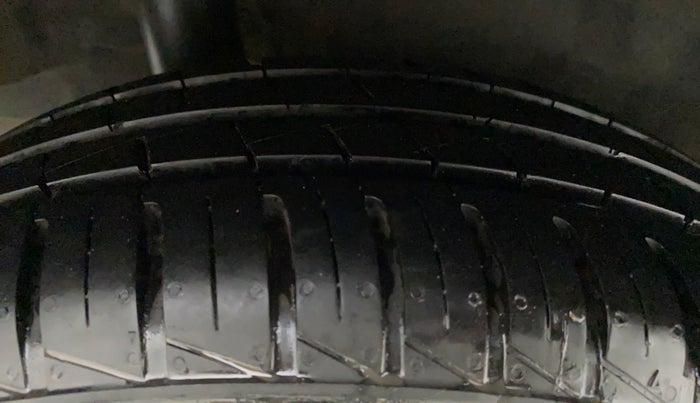 2013 Honda Amaze 1.2L I-VTEC VX, Petrol, Manual, 52,189 km, Right Rear Tyre Tread