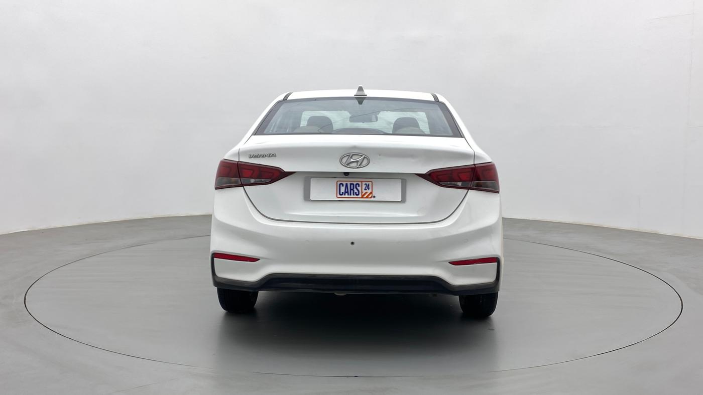 2018 Hyundai Verna 1.4 EX PETROL, Petrol, Manual, 28,388 km, Back/Rear