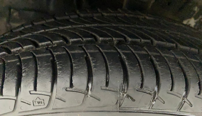 2019 Maruti New Wagon-R VXI (O) 1.0, Petrol, Manual, 5,464 km, Left Front Tyre Tread