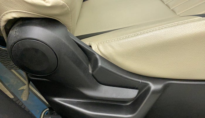 2019 Maruti New Wagon-R VXI (O) 1.0, Petrol, Manual, 5,464 km, Driver Side Adjustment Panel