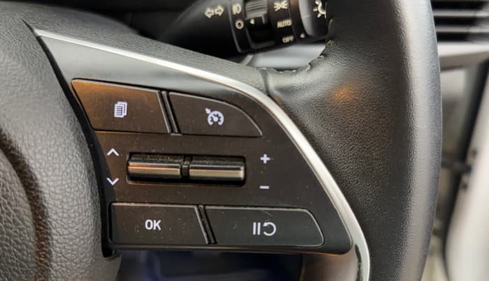 2022 Hyundai NEW I20 ASTA (O) 1.2 AT, Petrol, Automatic, 34,118 km, Adaptive Cruise Control