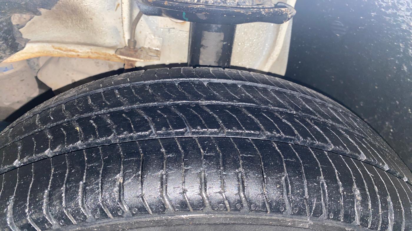 2015 Tata Indigo ECS LS TDI, Diesel, Manual, 96,310 km, Left Front Tyre Tread