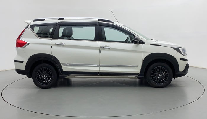 2020 Maruti XL6 ALPHA AT SHVS, Petrol, Automatic, 10,817 km, Right Side