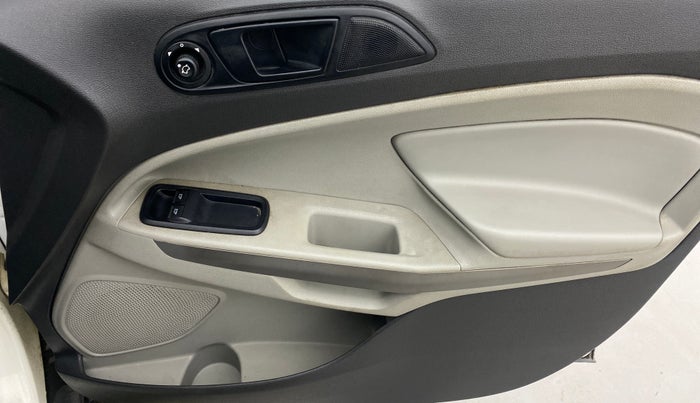 2013 Ford Ecosport AMBIENTE 1.5L DIESEL, Diesel, Manual, 1,16,652 km, Driver Side Door Panels Control