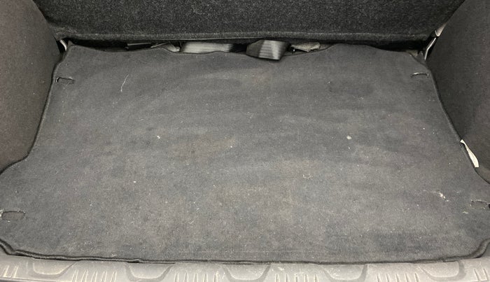 2013 Ford Ecosport AMBIENTE 1.5L DIESEL, Diesel, Manual, 1,16,652 km, Boot Inside