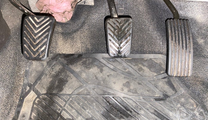 2015 Hyundai Eon ERA +, Petrol, Manual, 36,664 km, Pedals