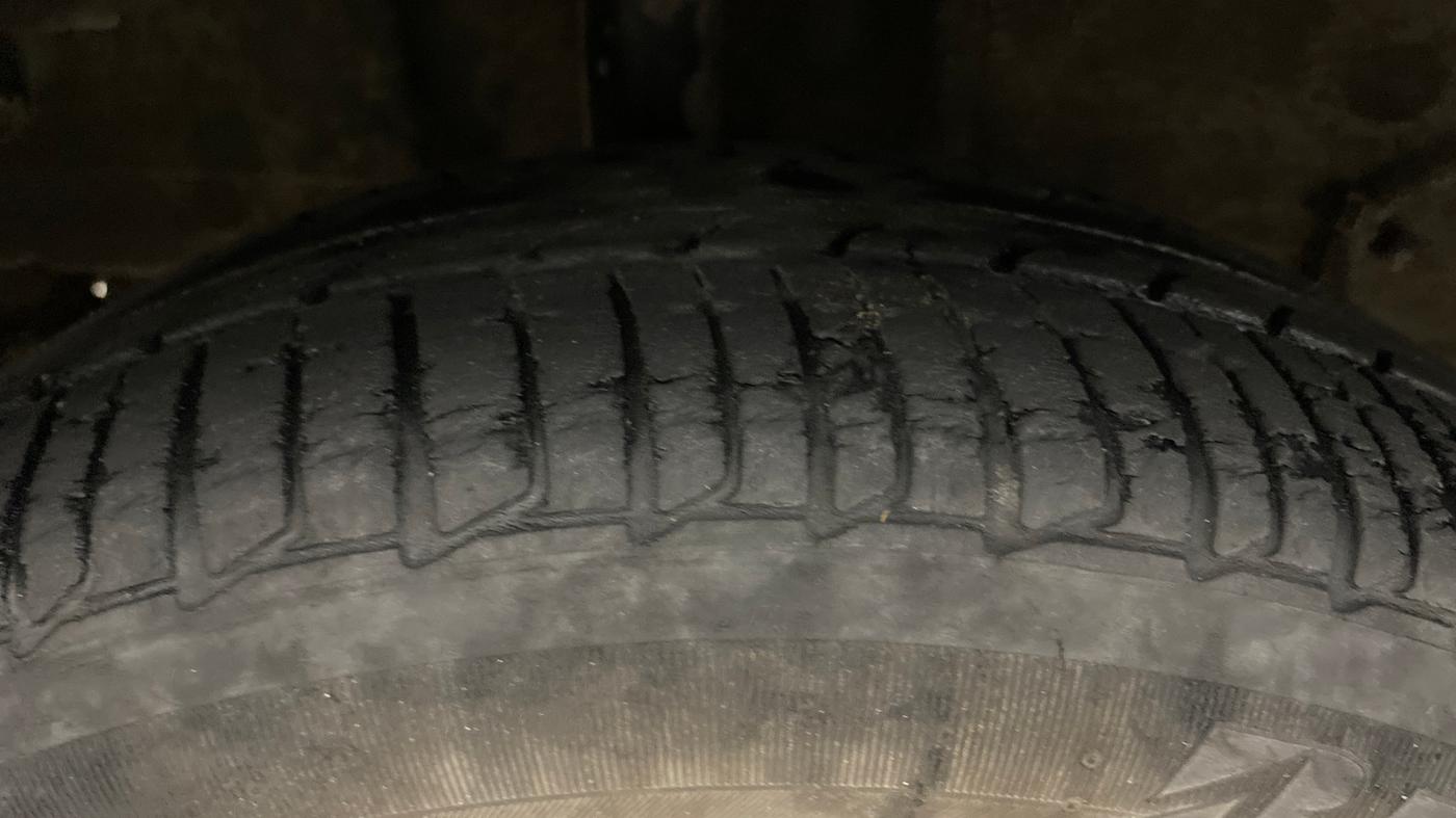 2021 Tata TIAGO NRG XZ AMT, Petrol, Automatic, 43,176 km, Right Rear Tyre Tread