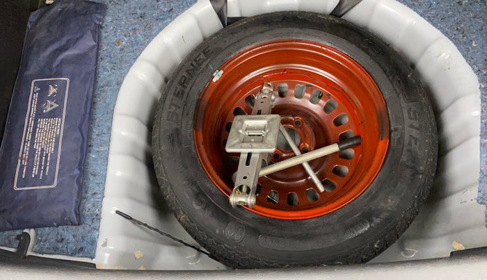 2021 Nissan MAGNITE XV MT, Petrol, Manual, 60,989 km, Spare Tyre