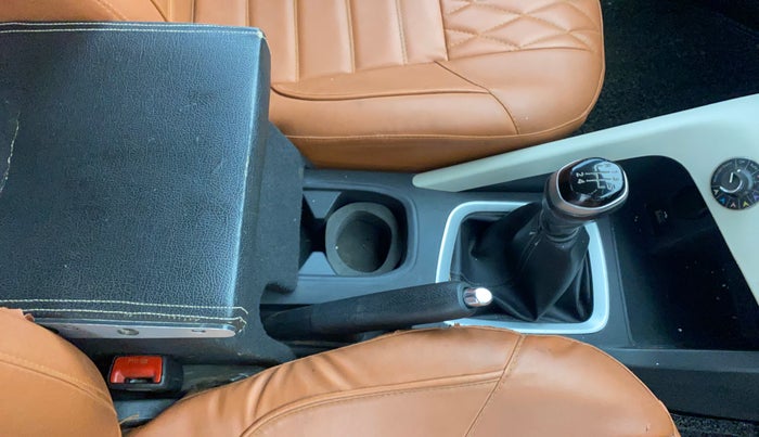 2021 Nissan MAGNITE XV MT, Petrol, Manual, 60,989 km, Gear Lever