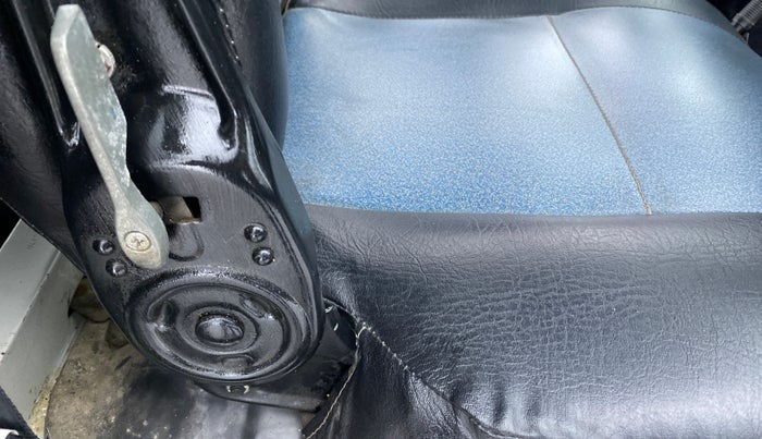 2017 Maruti OMNI E 8 STR, Petrol, Manual, 16,243 km, Driver Side Adjustment Panel