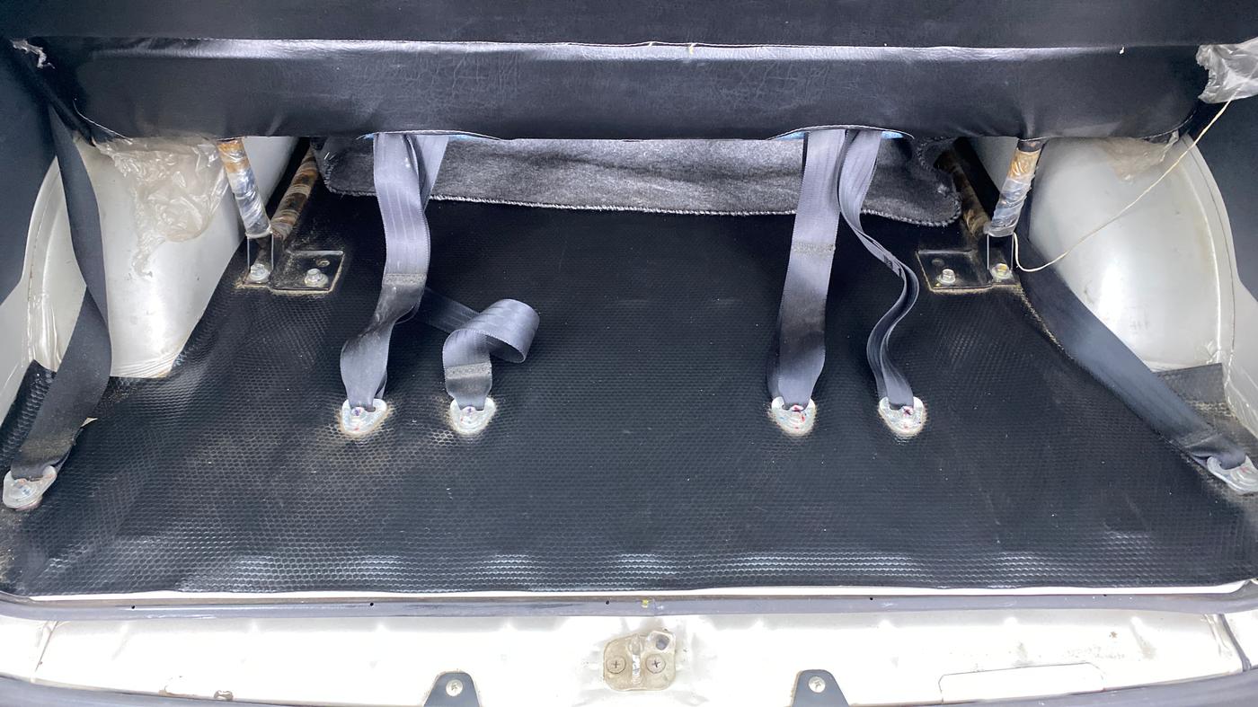 2017 Maruti OMNI E 8 STR, Petrol, Manual, 16,243 km, Boot Inside