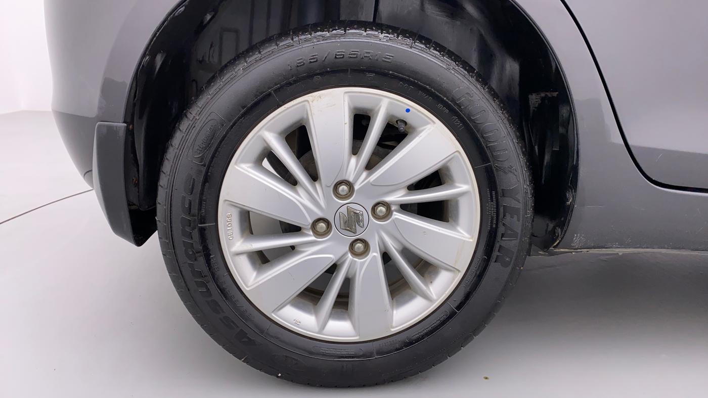2017 Maruti Swift ZXI D, Petrol, Manual, 68,751 km, Right Rear Wheel
