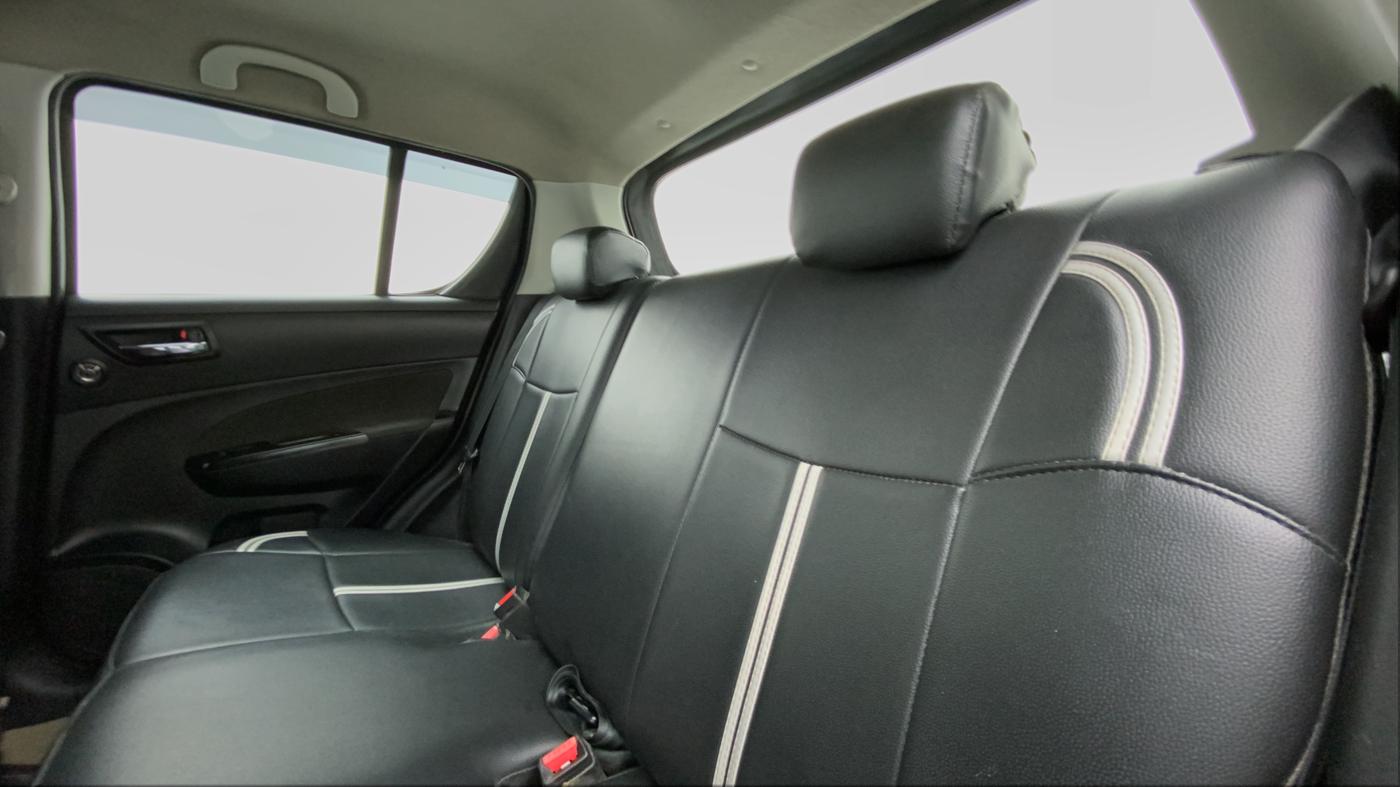 2017 Maruti Swift ZXI D, Petrol, Manual, 68,751 km, Right Side Rear Door Cabin