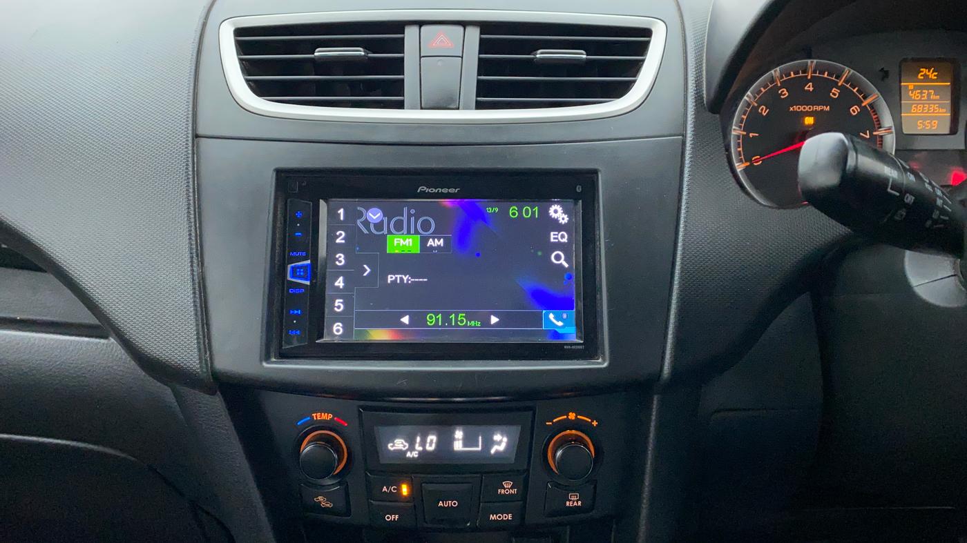 2017 Maruti Swift ZXI D, Petrol, Manual, 68,751 km, Air Conditioner