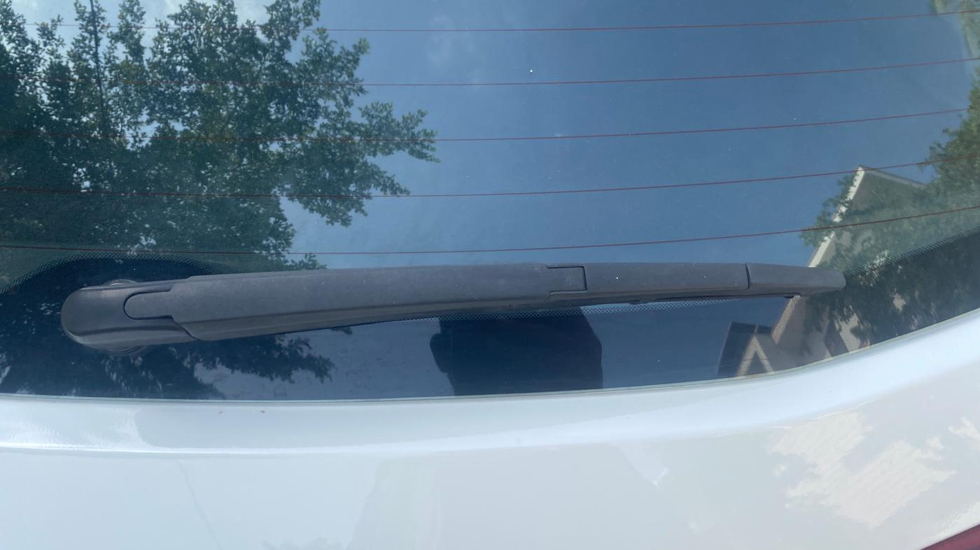 2016 Hyundai Creta SX PLUS  ANNIVERSARY EDITION 1.6 PETROL, Petrol, Manual, 1,05,639 km, Rear Wiper