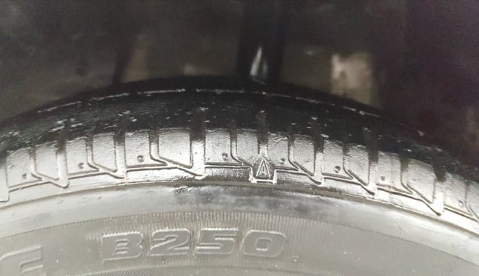 2015 Tata Zest XT PETROL, Petrol, Manual, 76,383 km, Left Front Tyre Tread