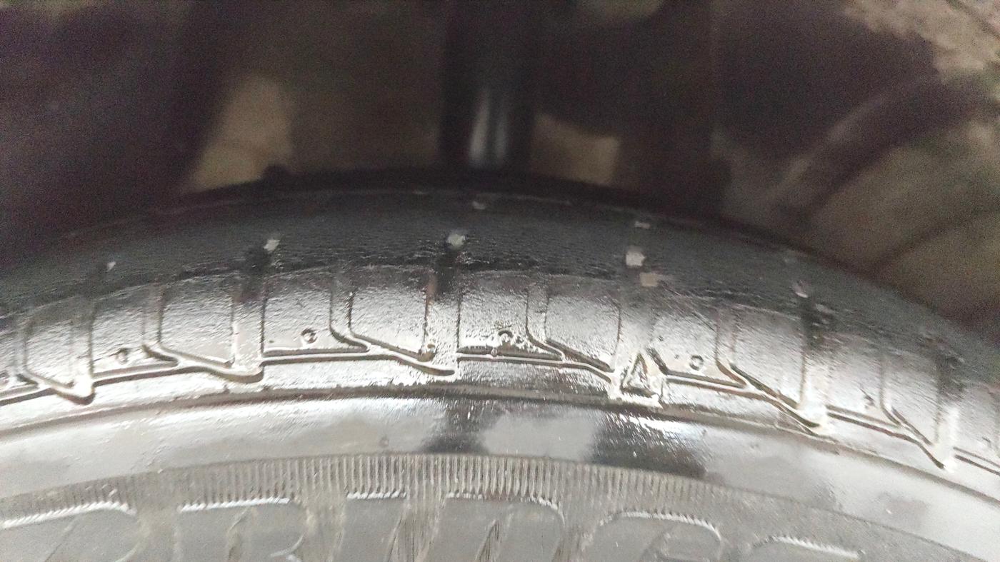 2015 Tata Zest XT PETROL, Petrol, Manual, 76,383 km, Right Front Tyre Tread