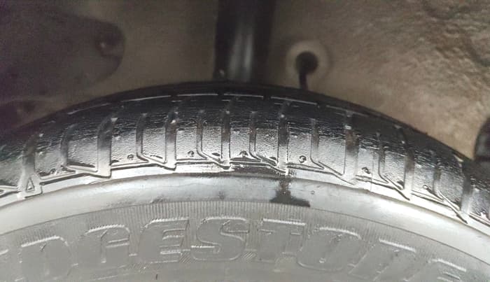 2015 Tata Zest XT PETROL, Petrol, Manual, 76,383 km, Right Rear Tyre Tread