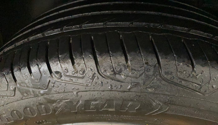 2022 Tata ALTROZ XZ PETROL, Petrol, Manual, 44,706 km, Right Rear Tyre Tread