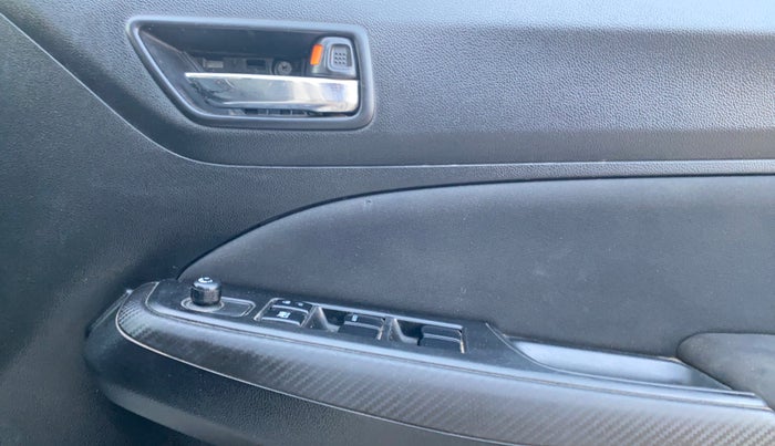2020 Maruti Swift VXI, Petrol, Manual, 1,37,620 km, Driver Side Door Panels Control