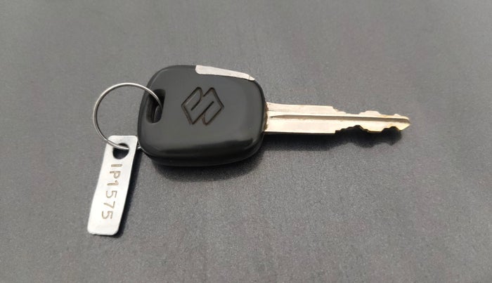 2015 Maruti Alto 800 LXI, Petrol, Manual, 34,978 km, Key Close Up