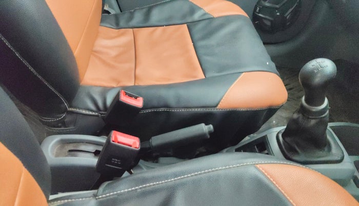 2015 Maruti Alto 800 LXI, Petrol, Manual, 34,978 km, Gear Lever