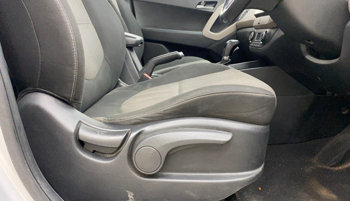 2016 Hyundai Creta SX PLUS AT 1.6 PETROL, Petrol, Automatic, 69,532 km, Driver Side Adjustment Panel