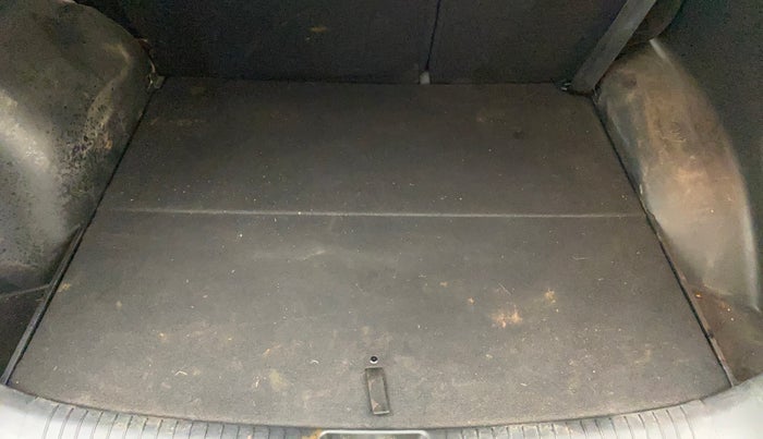 2016 Hyundai Creta SX PLUS AT 1.6 PETROL, Petrol, Automatic, 69,532 km, Boot Inside