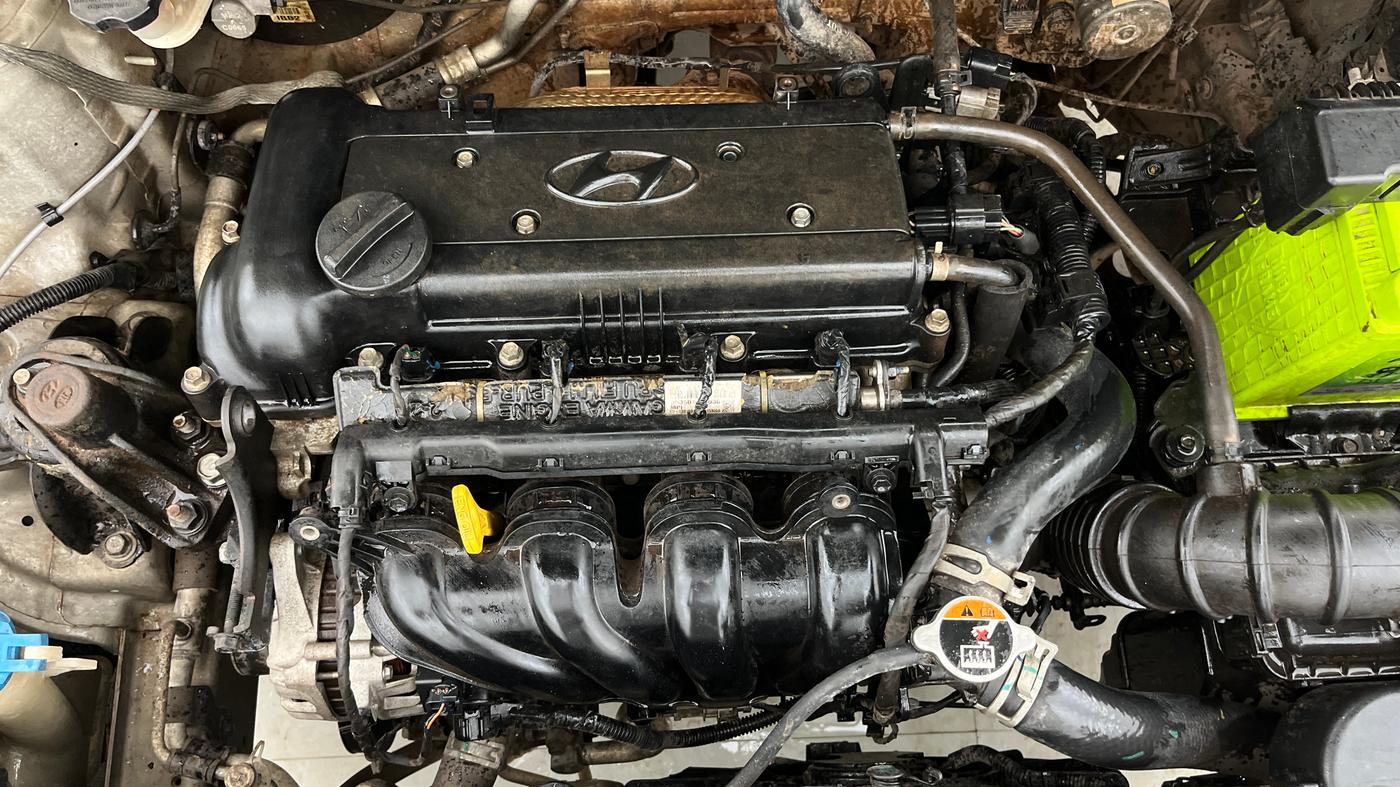 2017 Hyundai Verna 1.6 VTVT SX O, Petrol, Manual, 70,270 km, Engine View